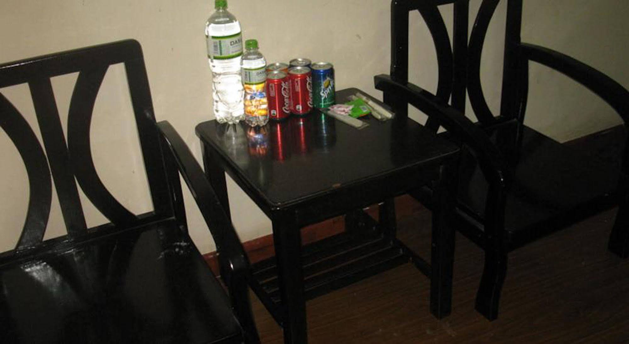 Hanoi Caballos Hotel Екстер'єр фото